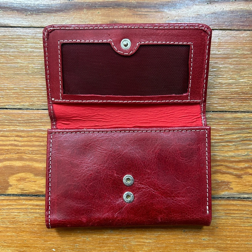 Red Wallet - Picture 2 of 4